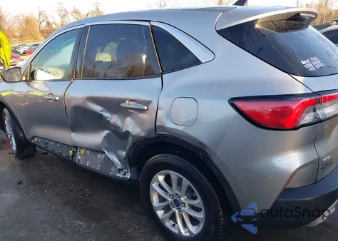 2022 Ford Escape Se from USA, damaged, VIN 1FMCU9G65NUA66717